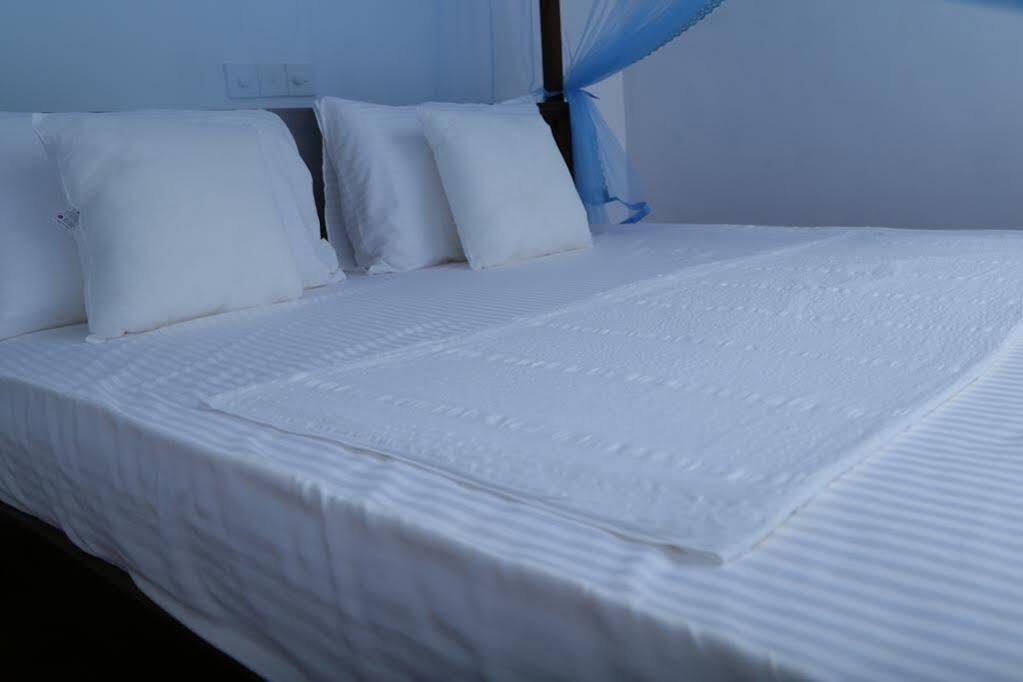 Dinsara Pearl Villa Weligama Exterior foto